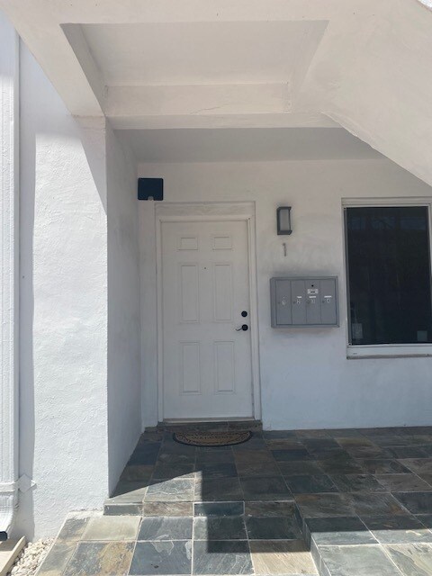 Building Photo - 611 74th St