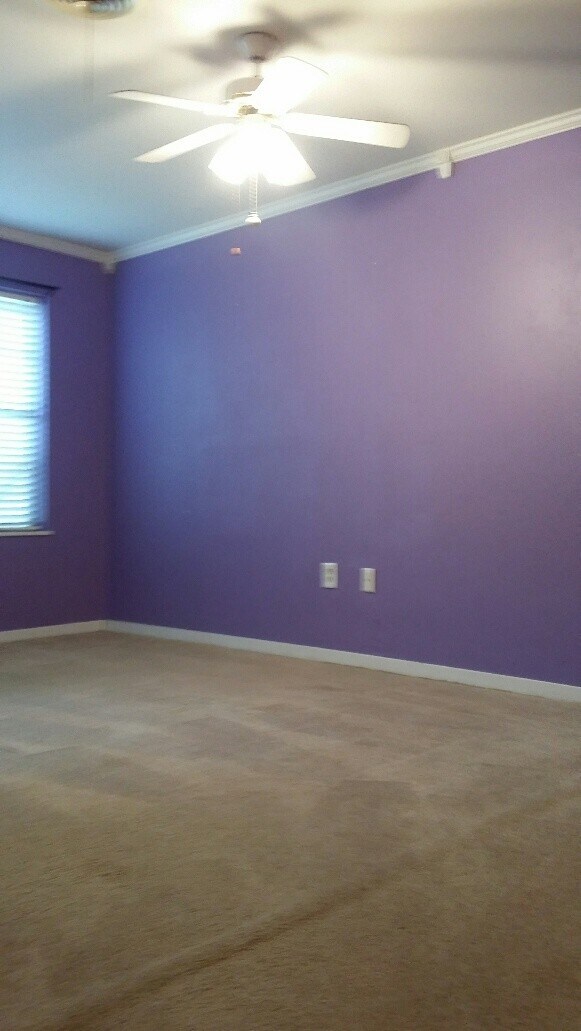 Building Photo - 385 Berry Rd