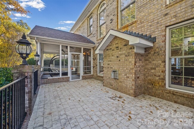 Building Photo - 11645 James Richard Dr