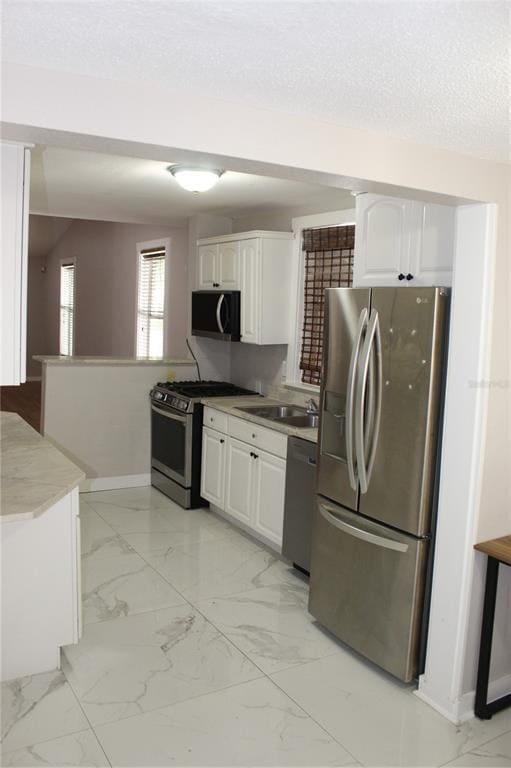 Building Photo - 1006 E 21st Ave