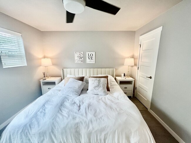 Building Photo - 3Bd/2.5Ba Lynnwood Townhouse