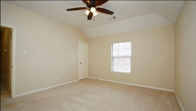 Building Photo - 15710 Cascading Brook Way