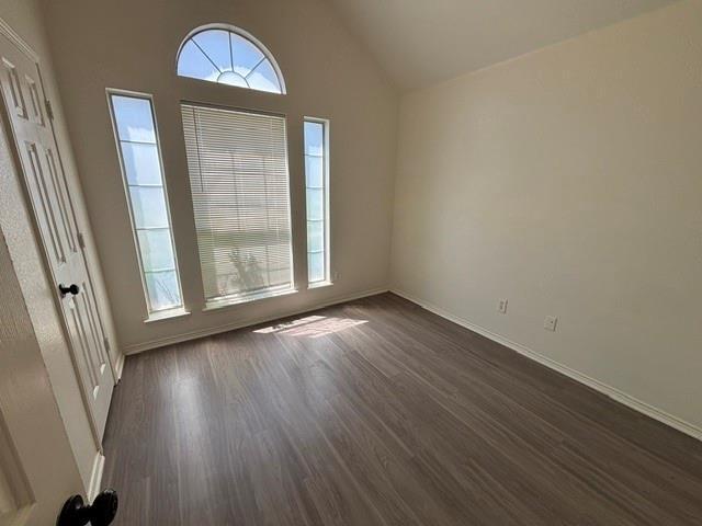 Building Photo - 517 Meadowcrest Dr