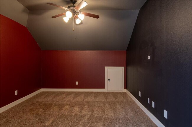Building Photo - 4855 Bayou St.John