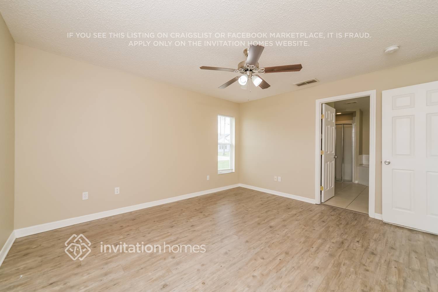Building Photo - 727 Versailles Ln