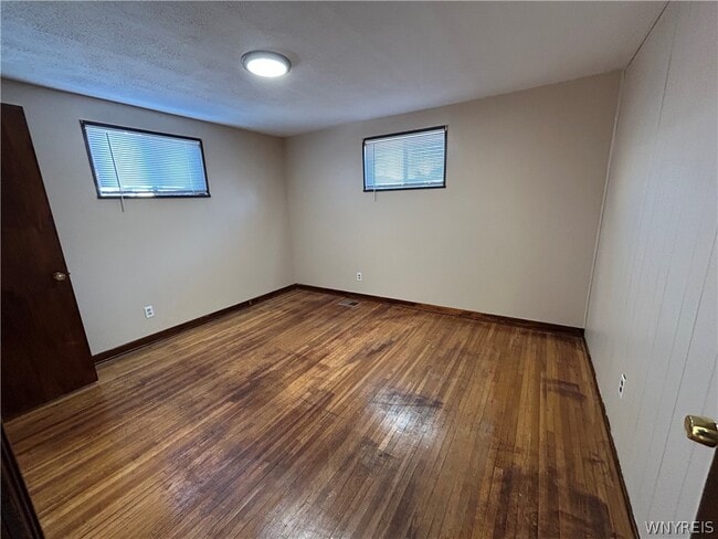 Building Photo - 128 Bannard Ave