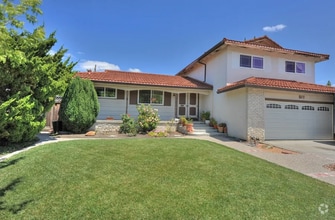 Building Photo - 811 Pescadero Dr