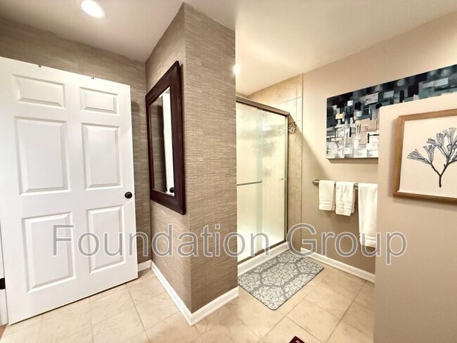 Building Photo - 3417 122nd Pl NE