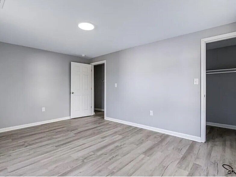 Building Photo - 904 Willcox St