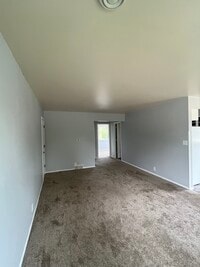 Building Photo - 3704 Parkway Blvd