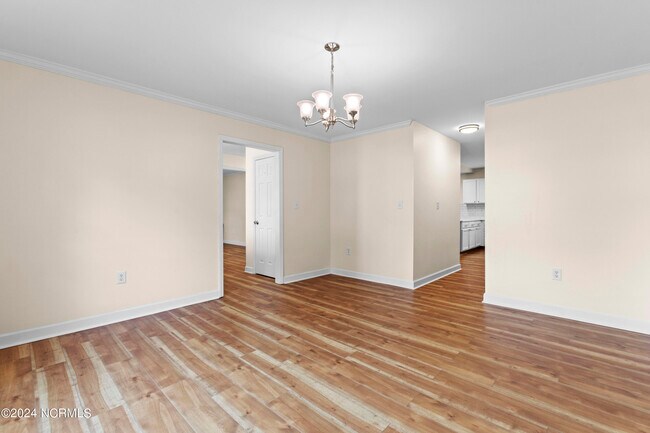 Building Photo - 210 Egret Point Dr