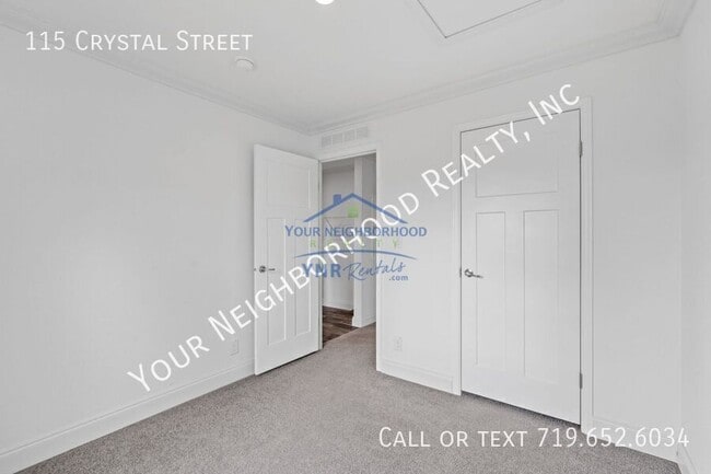 Building Photo - 115 Crystal St