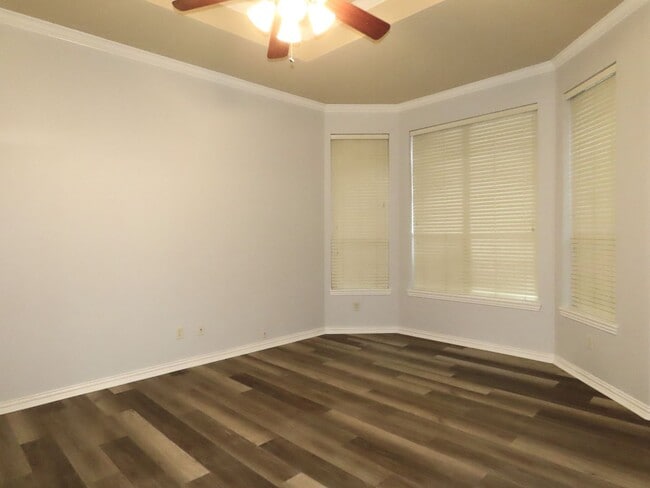 Building Photo - Coming Soon!! South Tyler, Stunning 4 Bedroom. 3.5 Downstairs Master Suite!!
