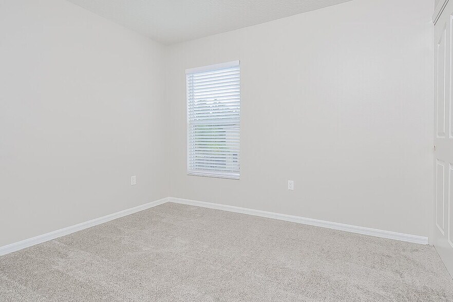 Building Photo - 10435 Frog Pond Dr