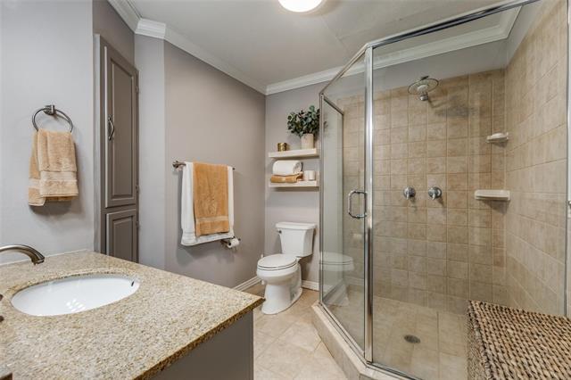 Building Photo - 6435 Sondra Dr