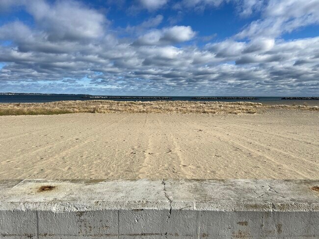 Building Photo - 117 Winthrop Shore Dr