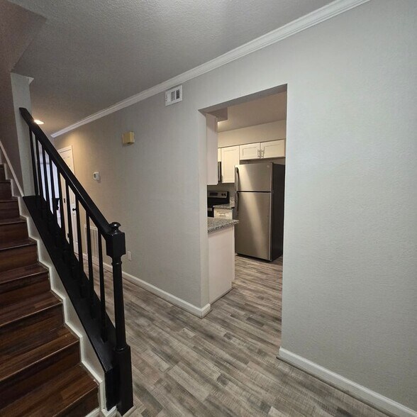 Building Photo - 8355 Nairn St