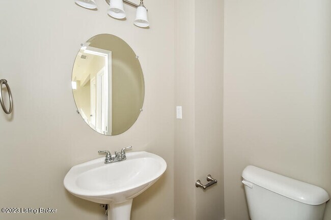 Building Photo - 10618 Brook Chase Ct