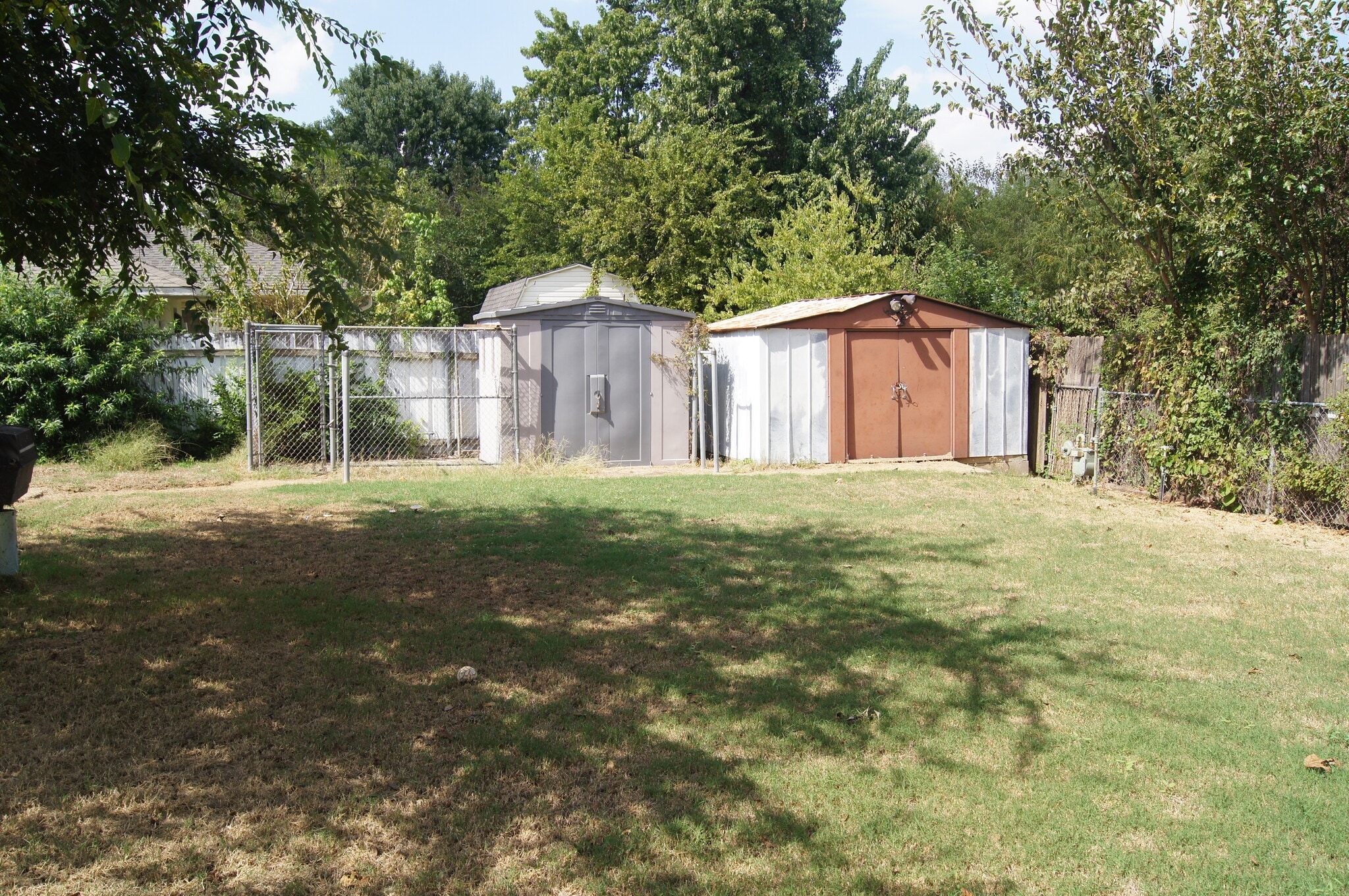 Building Photo - 1213 Frederick Dr