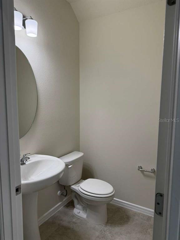 Building Photo - 2318 Southbury Dr