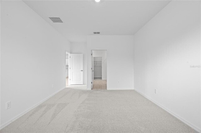 Building Photo - 18156 Pleasantview Blvd