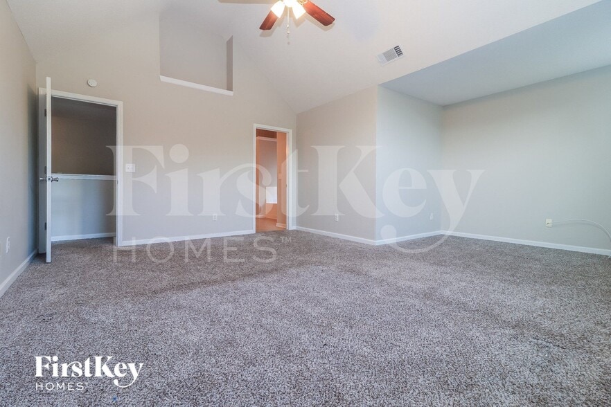 Building Photo - 105 Birchfield Way