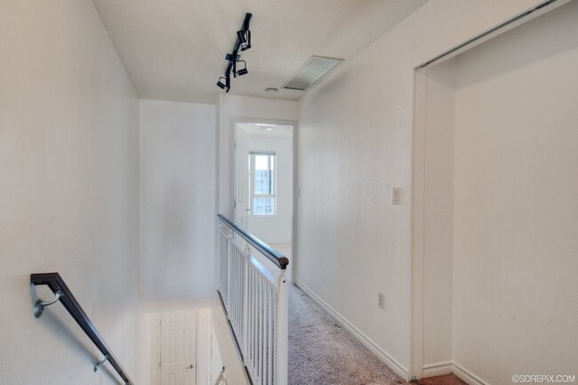 Building Photo - Stunning Two-Story Treo Residence in Littl...
