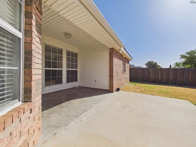 Building Photo - 5411 Prairie Lace Ln