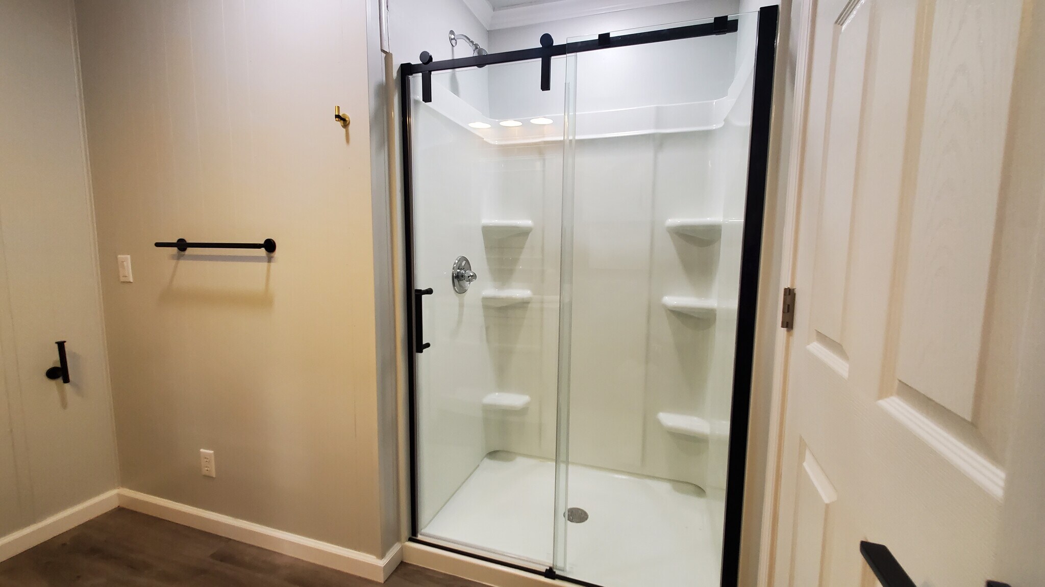 Building Photo - 2412 Jacqueline Cir