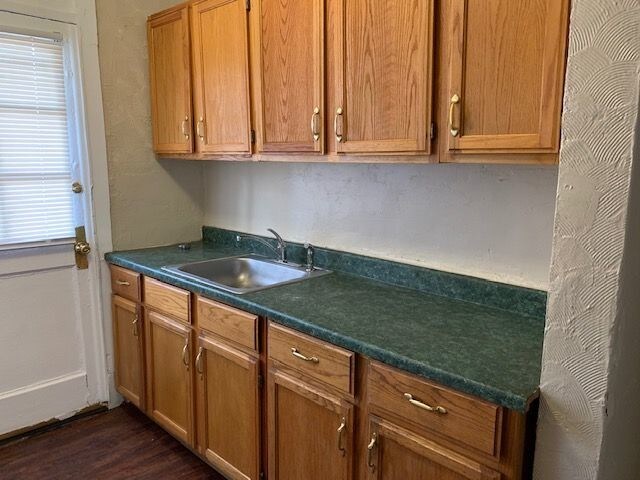 Building Photo - Safe and Secure