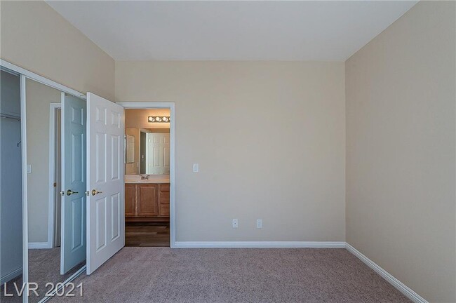 Building Photo - 7225 Fern Meadow St