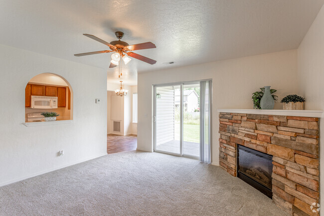 Interior Photo - Mountain View Duplexes, Ponderay, LLC