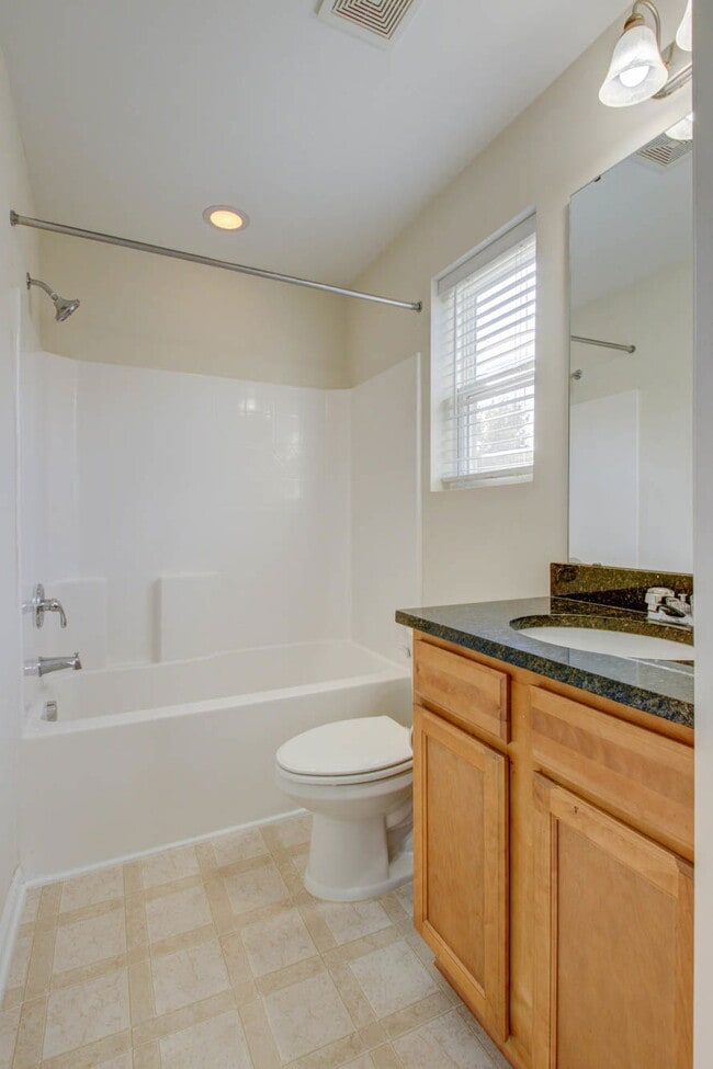 Building Photo - 9083 Parlor Dr