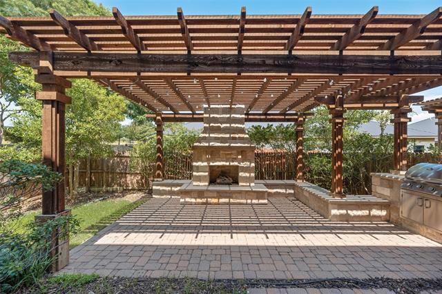 Building Photo - 2625 Chambers Dr
