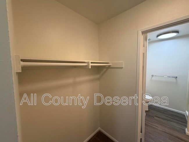 Building Photo - 1587 Coriander Dr