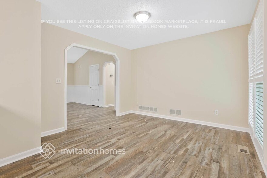 Building Photo - 251 Warrenton Dr