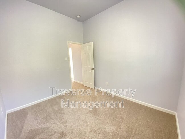 Building Photo - 903 Freshwood Ct