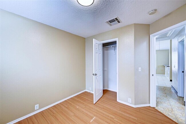 Building Photo - 14918 Sugar Crystal Ct
