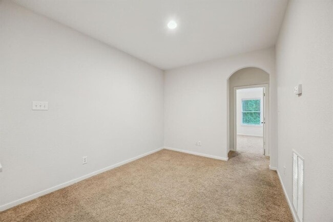 Building Photo - 23 Avenswood Pl
