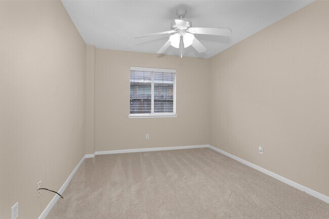 Building Photo - 24711 Laurel Chase Ln