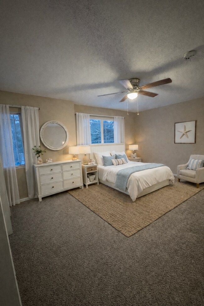 Building Photo - 4861 Pinefield Ave