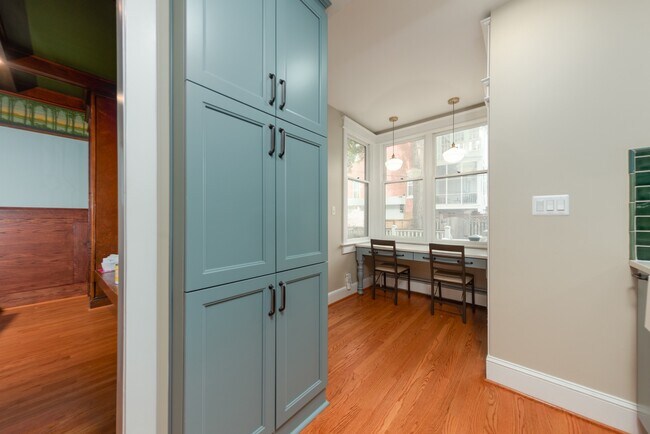 Building Photo - 1425 Webster St NW