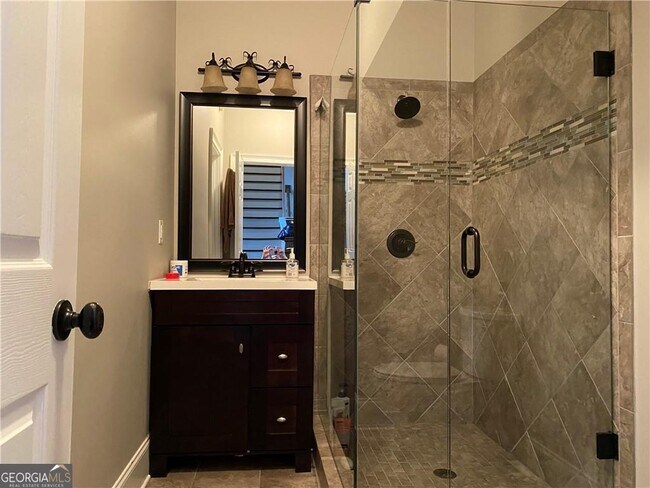 Building Photo - 1602 Chadwick Ridge Dr NW