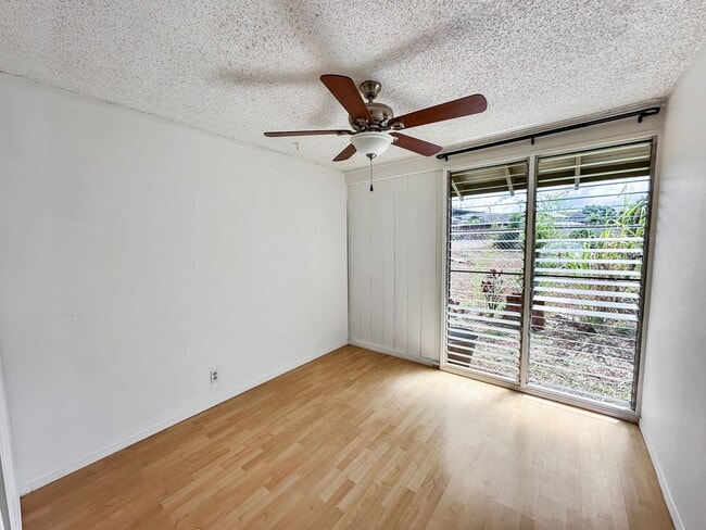 Building Photo - Mililani - 4bdrm/2bath, Large Lot with Pool