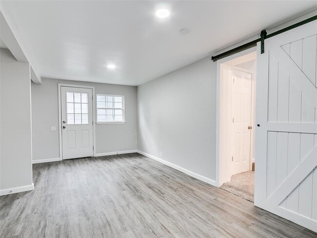 Building Photo - 1429 Casady Ln