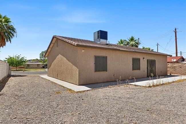 Building Photo - 4966 Andover Dr
