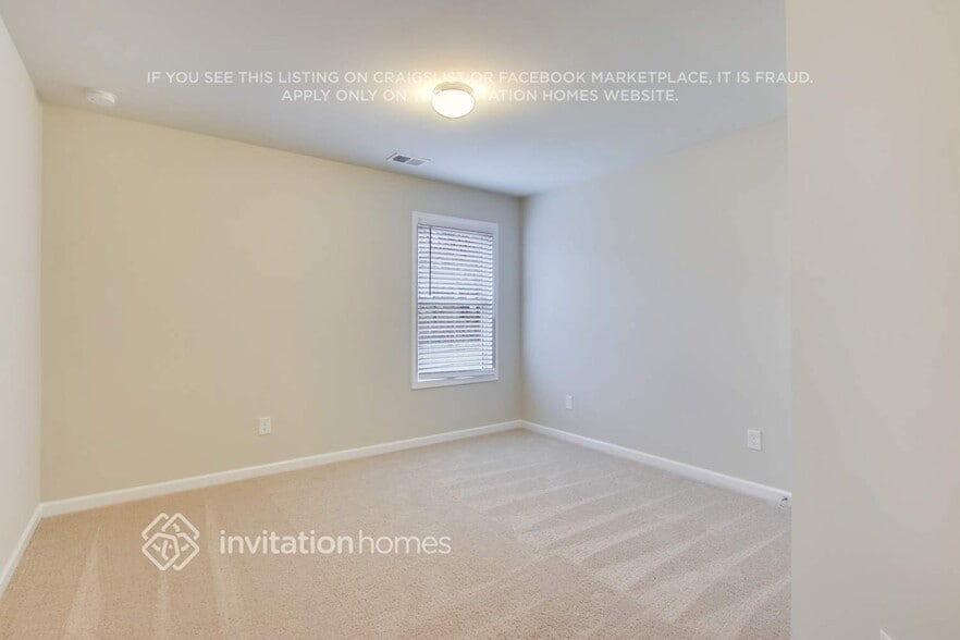 Building Photo - 2240 Bonny Glen Cir