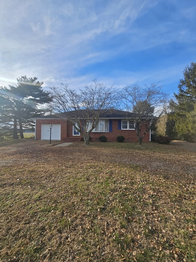 Building Photo - 5044 Rhodesdale Vienna Rd