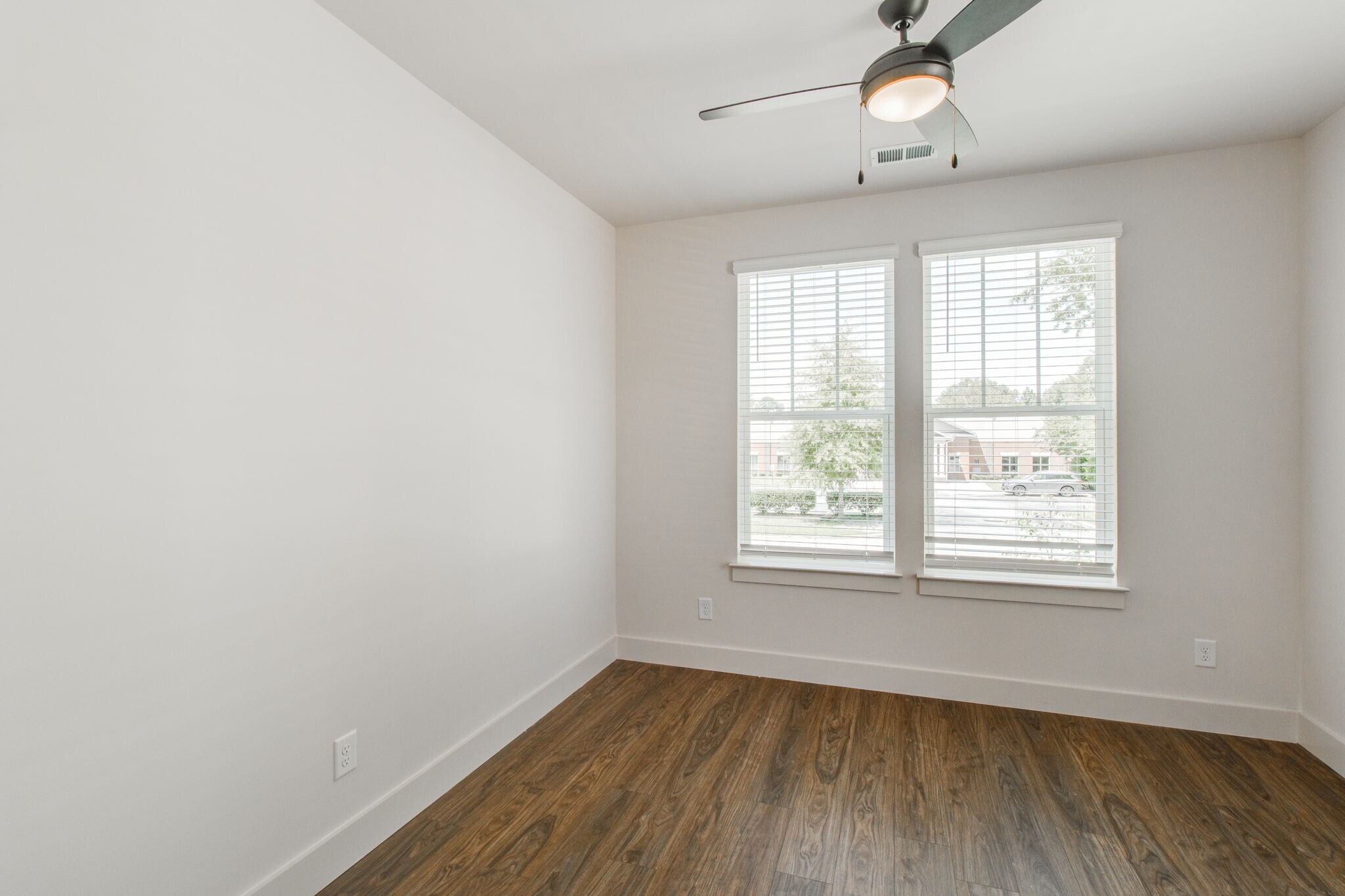 Building Photo - 2516 Richland St