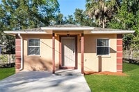 Building Photo - 1002 W Madison St